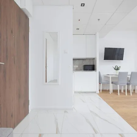 Kasprzaka Near Metro Plocka With Ac And Parking By Rent Like Appartamento