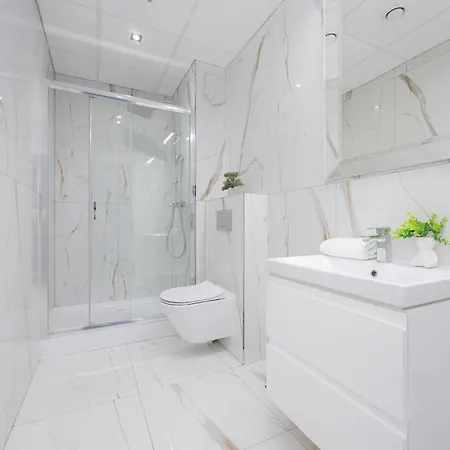 Appartamento Kasprzaka Near Metro Plocka With Ac And Parking By Rent Like