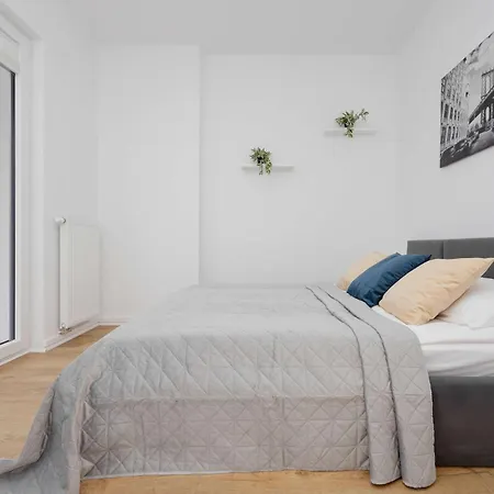 Kasprzaka Near Metro Plocka With Ac And Parking By Rent Like Appartamento Varsavia