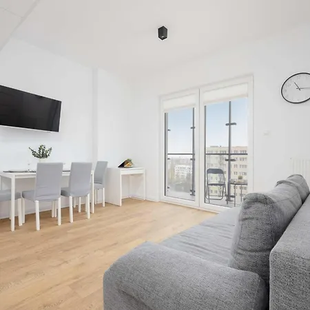 Kasprzaka Near Metro Plocka With Ac And Parking By Rent Like Appartamento