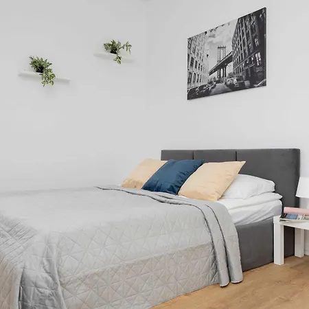 Kasprzaka Near Metro Plocka With Ac And Parking By Rent Like Apartment