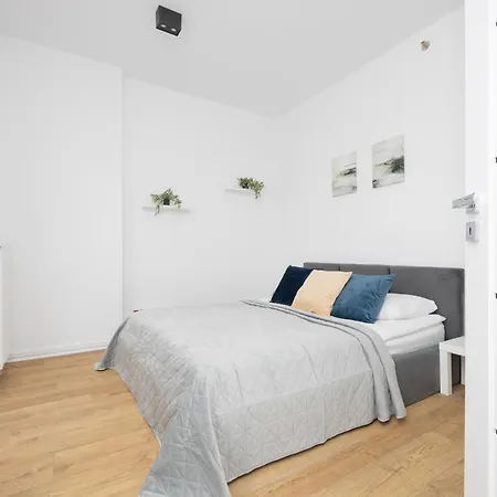 Kasprzaka Near Metro Plocka With Ac And Parking By Rent Like Appartamento *