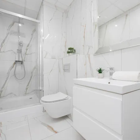 Kasprzaka Near Metro Plocka With Ac And Parking By Rent Like Appartamento Varsavia